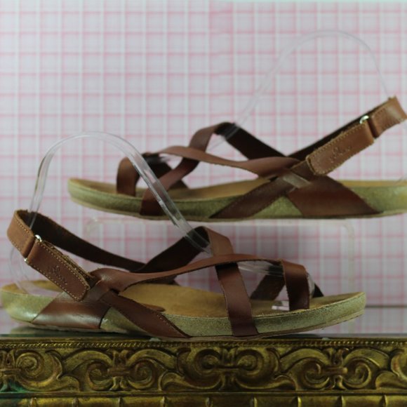 yokono Leather Sandals - Picture 2 of 14